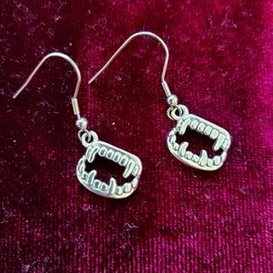 Teeth earrings Halloween Dracula bite Gothic bat